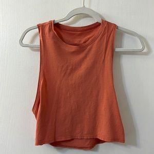 Lululemon cropped orange tank top